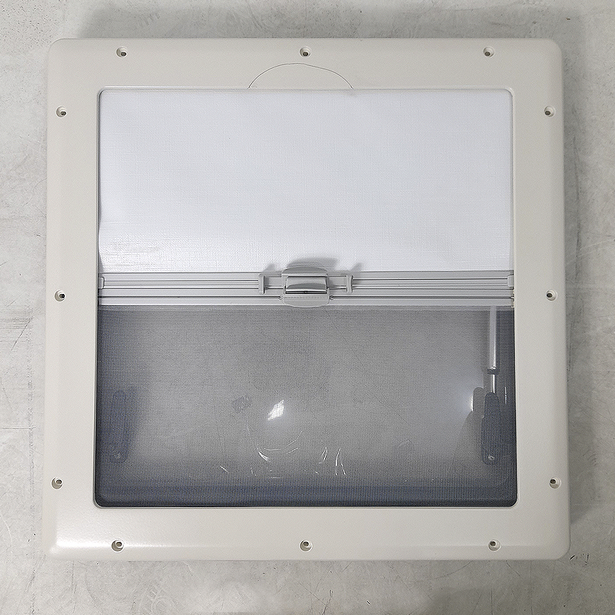 Ventana Seitz S4 550x550 AB (RASTRO)