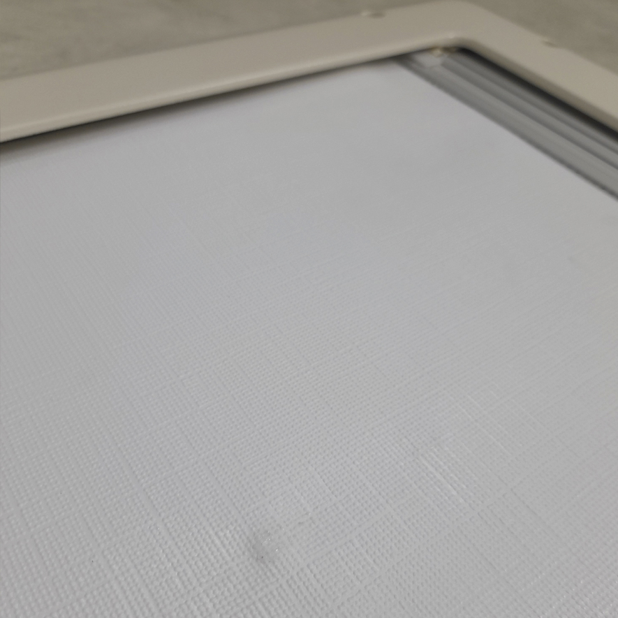Ventana Seitz S4 550x550 AB (RASTRO)