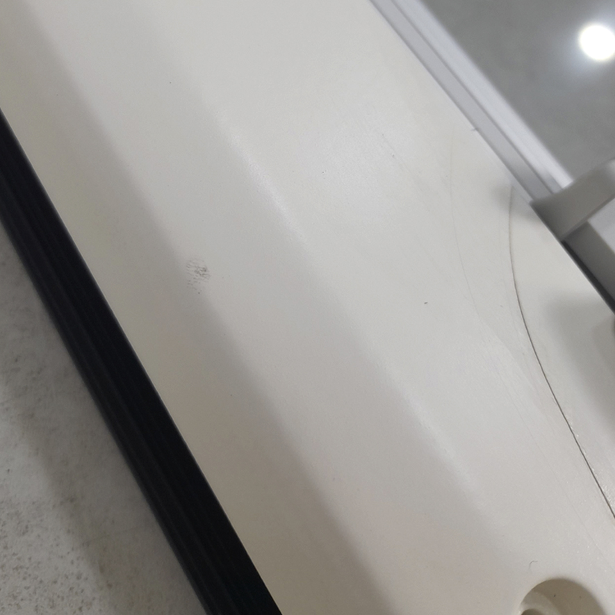 Ventana Seitz S4 550x550 AB (RASTRO)