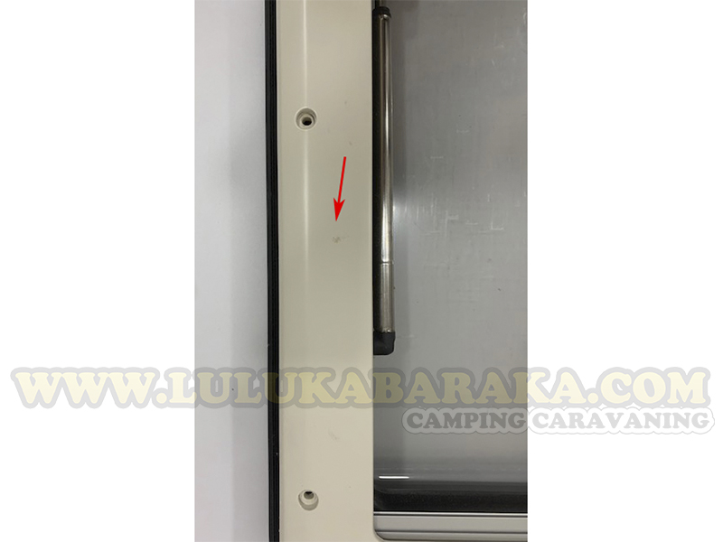 Ventana Seitz S4 550x580 AB (RASTRO 1)