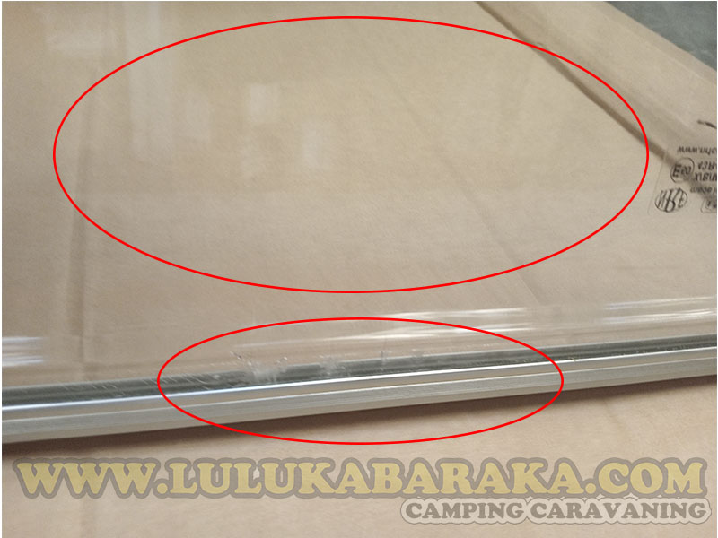 Cristal compatible Ventana Dometic 700x350 (RASTRO)