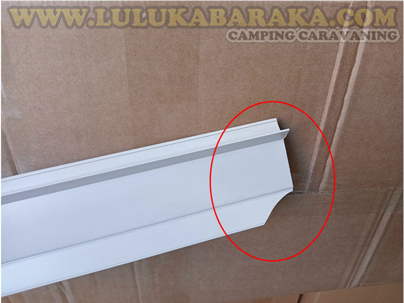 Embellecedor superior persiana (85 cm) (RASTRO)