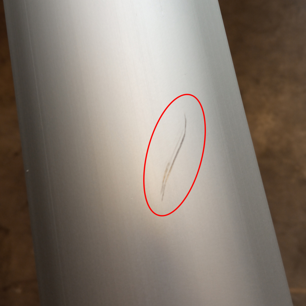 Perfil aluminio 2,2 m. (RASTRO)