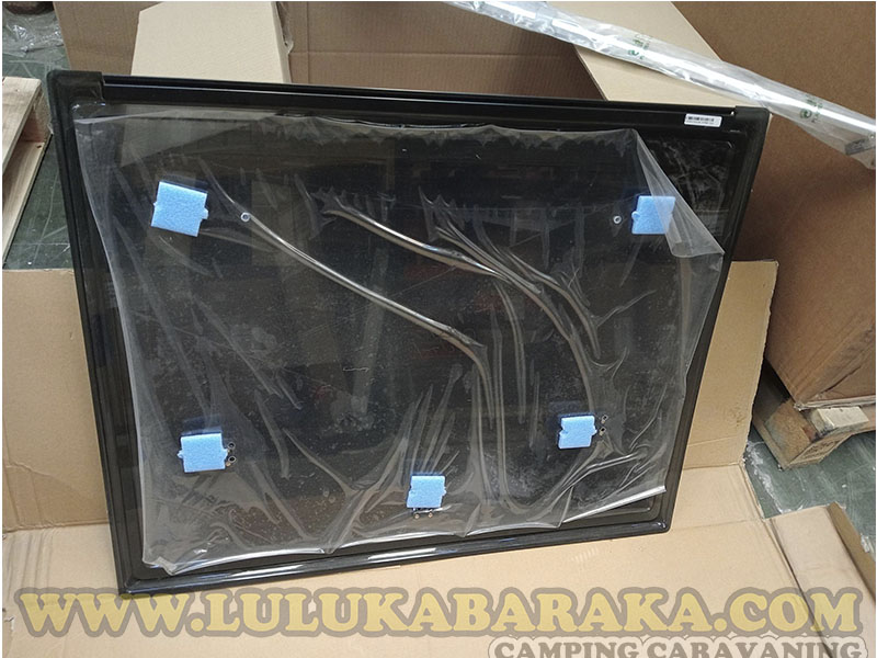 Ventana Polyplastic Ducato trasera 816x650mm (RASTRO)